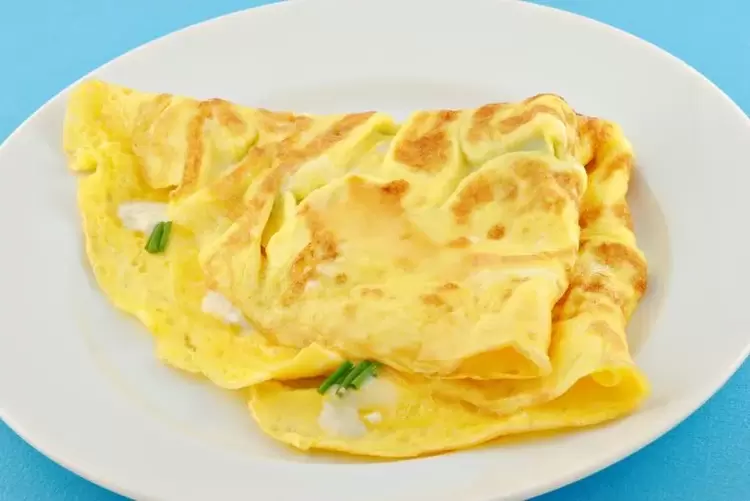 Omelette with cottage cheese for a carbohydrate-free diet