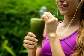 eating green smoothie for weight loss