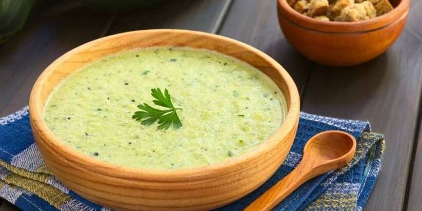 Cabbage and Zucchini Puree Soup is a tummy-friendly dish on the hypoallergenic diet menu. 